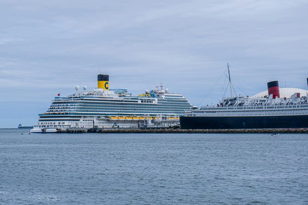 Où pratiquer le snorkeling au milieu des raies manta à Hawaii ?